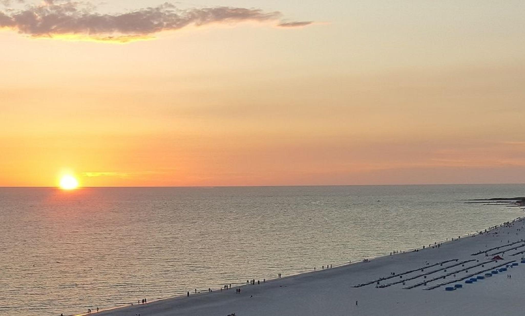 Bellwether Beach Resort St. Pete Beach Esterno foto